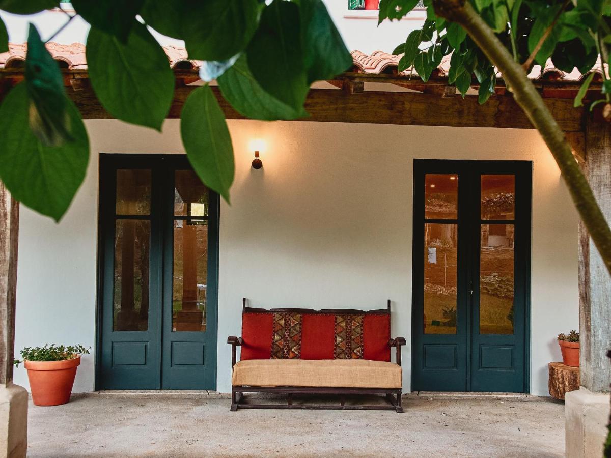Epicos House, Your Home Away From Home. Nogueira  المظهر الخارجي الصورة